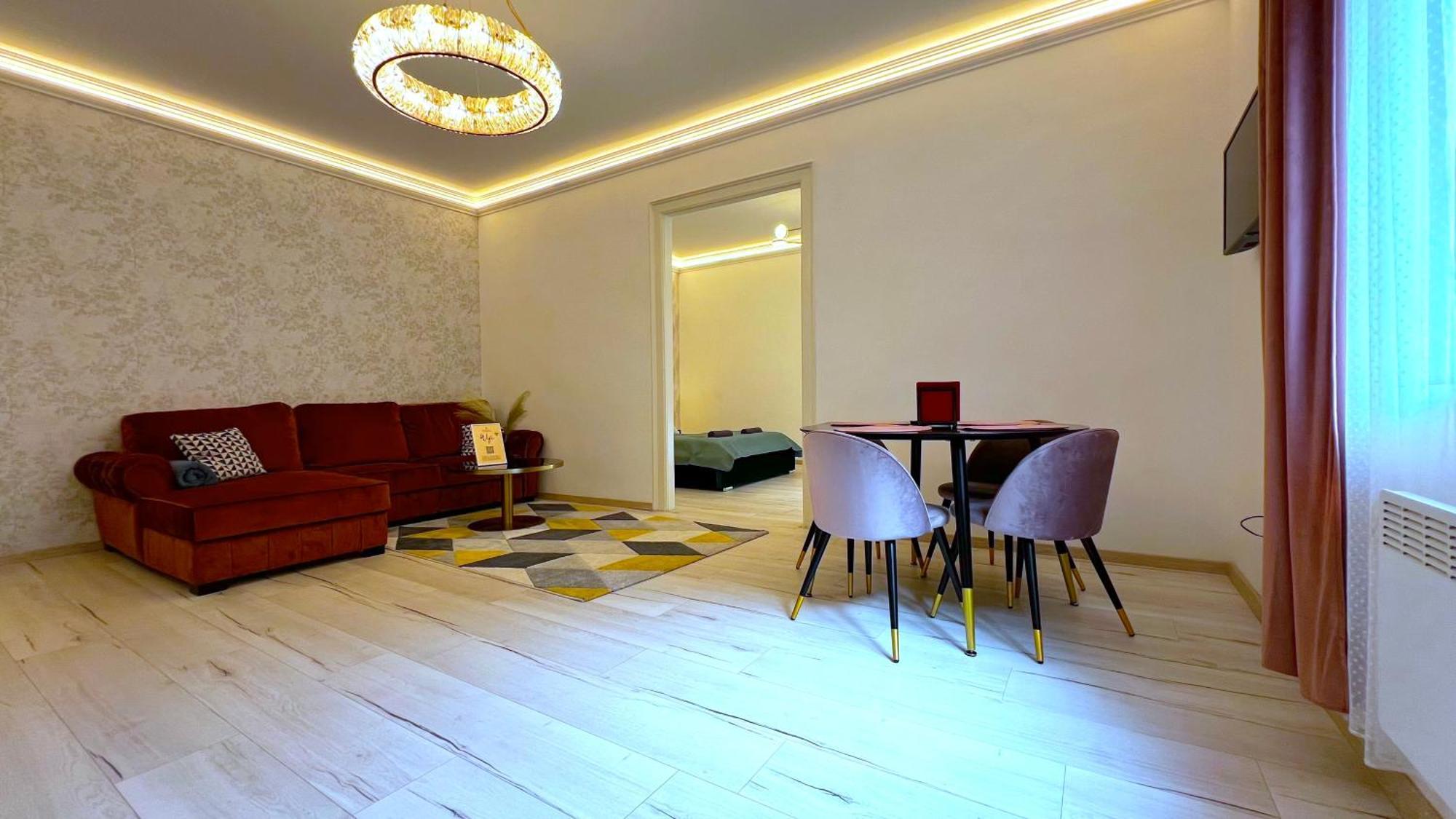 N24 Apartments By Small Home Budapest Eksteriør billede